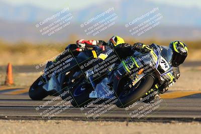 media/Jan-21-2023-CVMA (Sat) [[b9eef8ba1f]]/Race 11 Supersport Open/